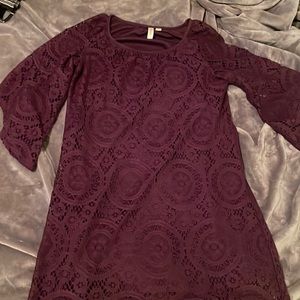 Purple lace formal dress - size medium - medium length.